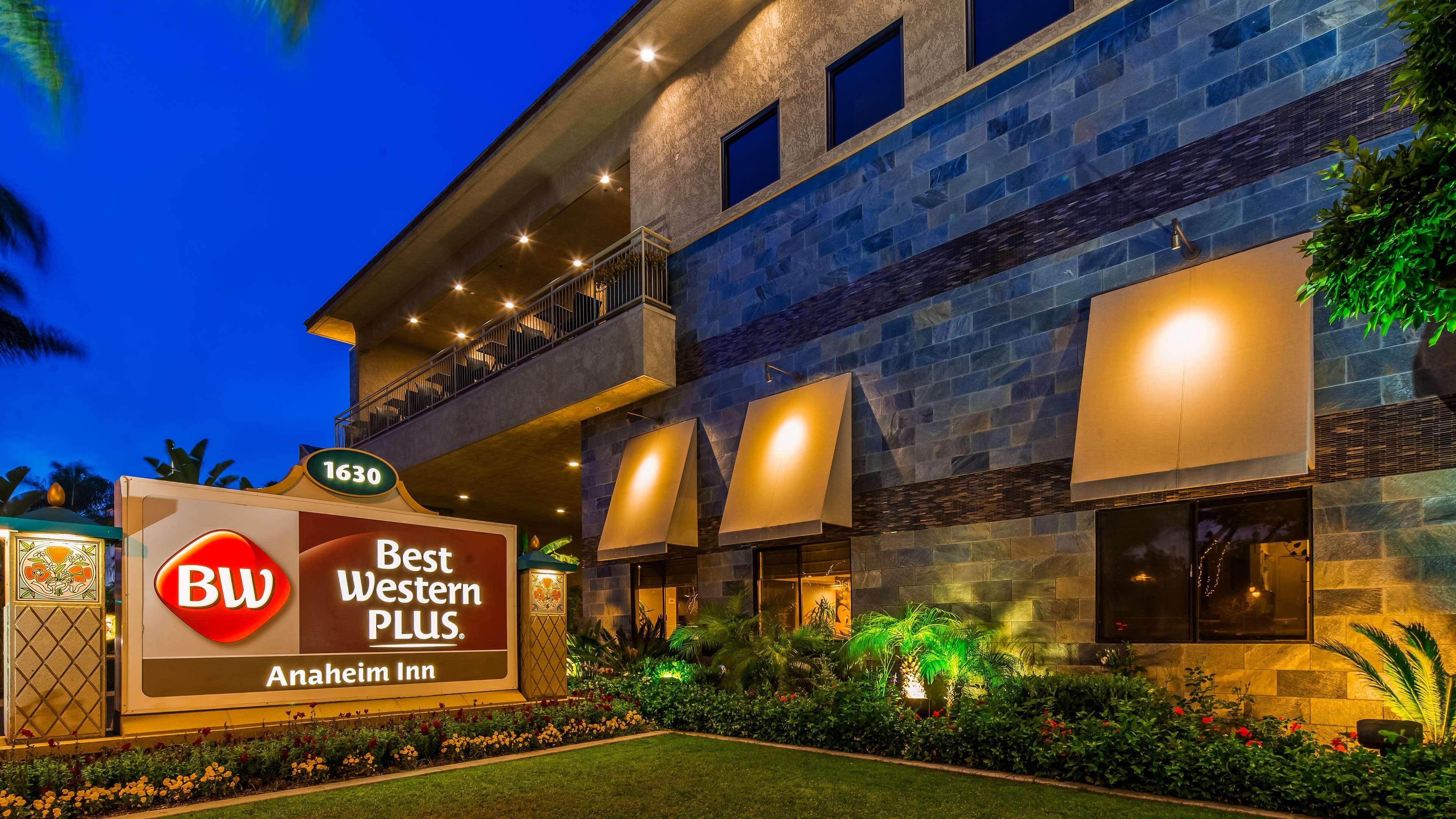 Best Western Plus Anaheim Inn מראה חיצוני תמונה